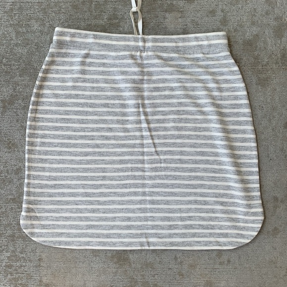 Akini Striped Cream and Gray Sweatshirt Skirt - Picture 8 of 9